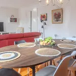Holiday home Les Hirondelles *