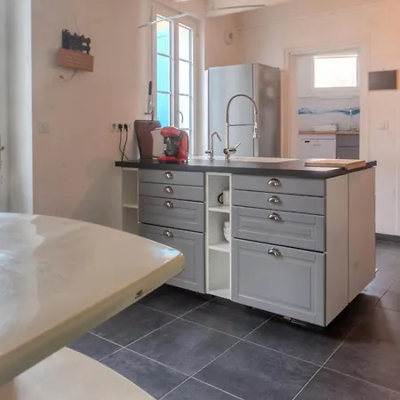 Les Hirondelles Ferienhaus *